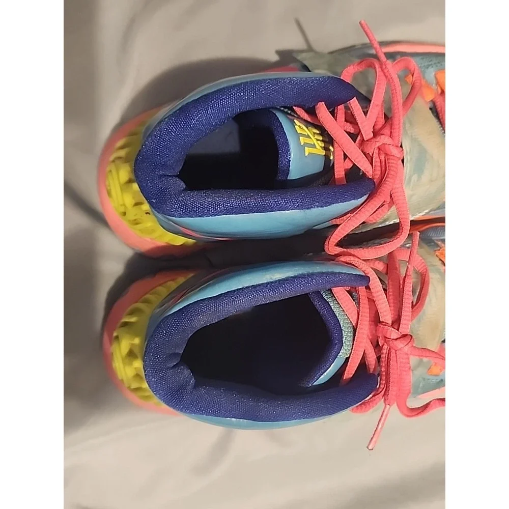 Nike Youth Kyrie Irving 6 Pool Baltic Blue Shoes Sneakers CZ4686-409 Size 6Y‎